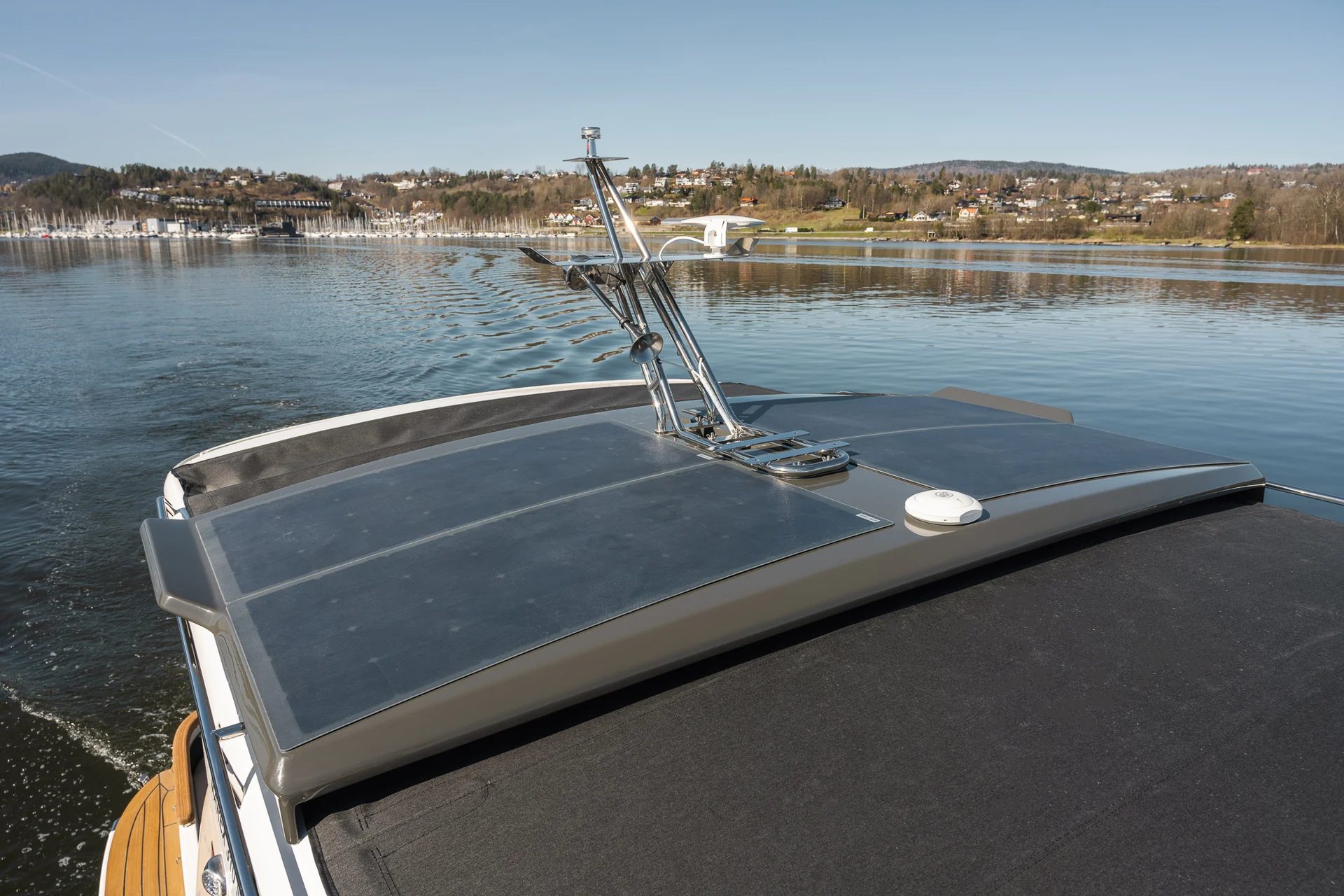 MAREX 310 Sun Cruiser exterior and deck photograph 10