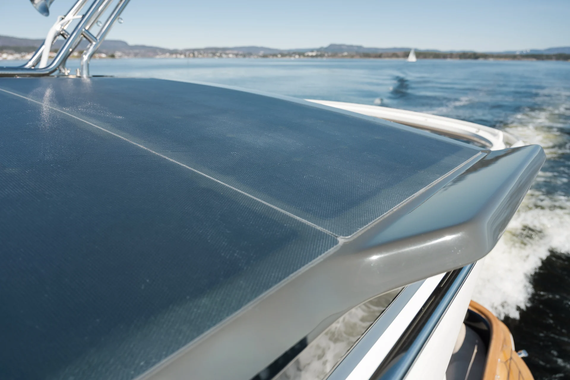 MAREX 310 Sun Cruiser exterior and deck photograph 14
