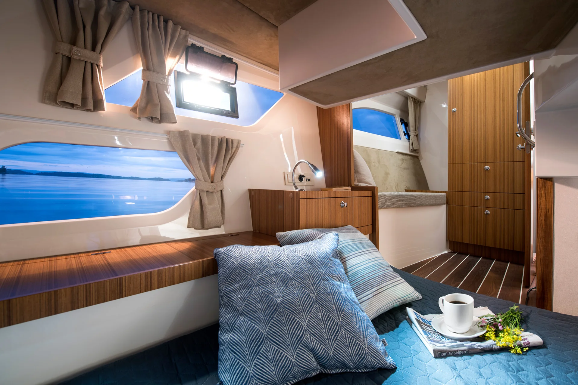 MAREX 360 Cabriolet Cruiser interior photograph 28