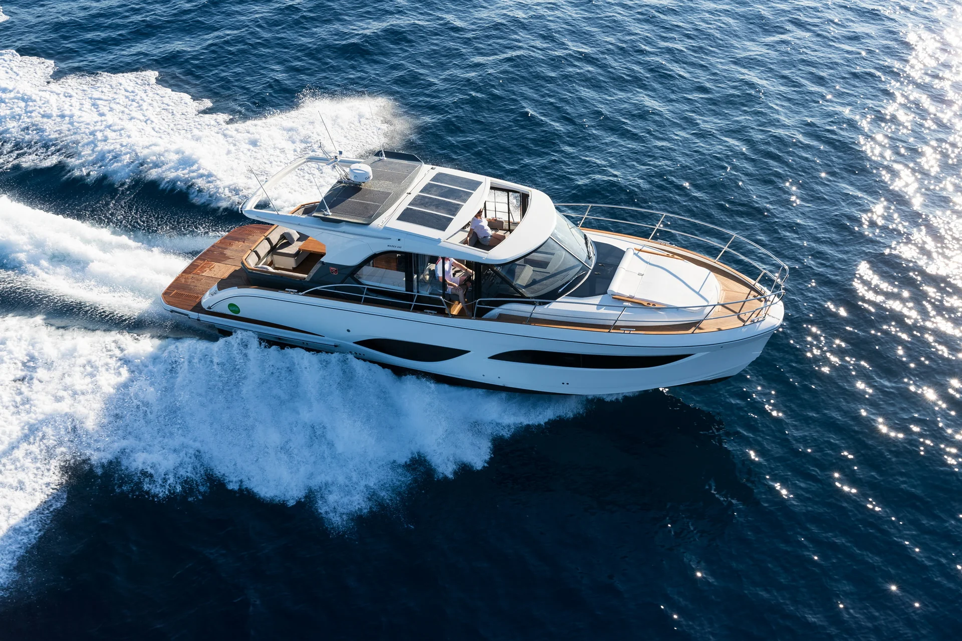 MAREX 440 Gourmet Cruiser exterior photograph 17