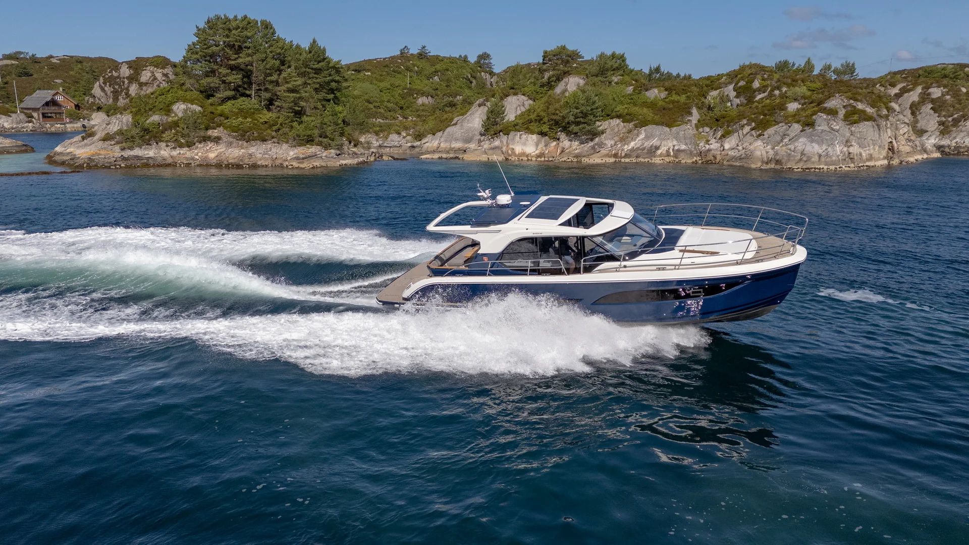 MAREX 440 Scandinavia exterior photograph 11