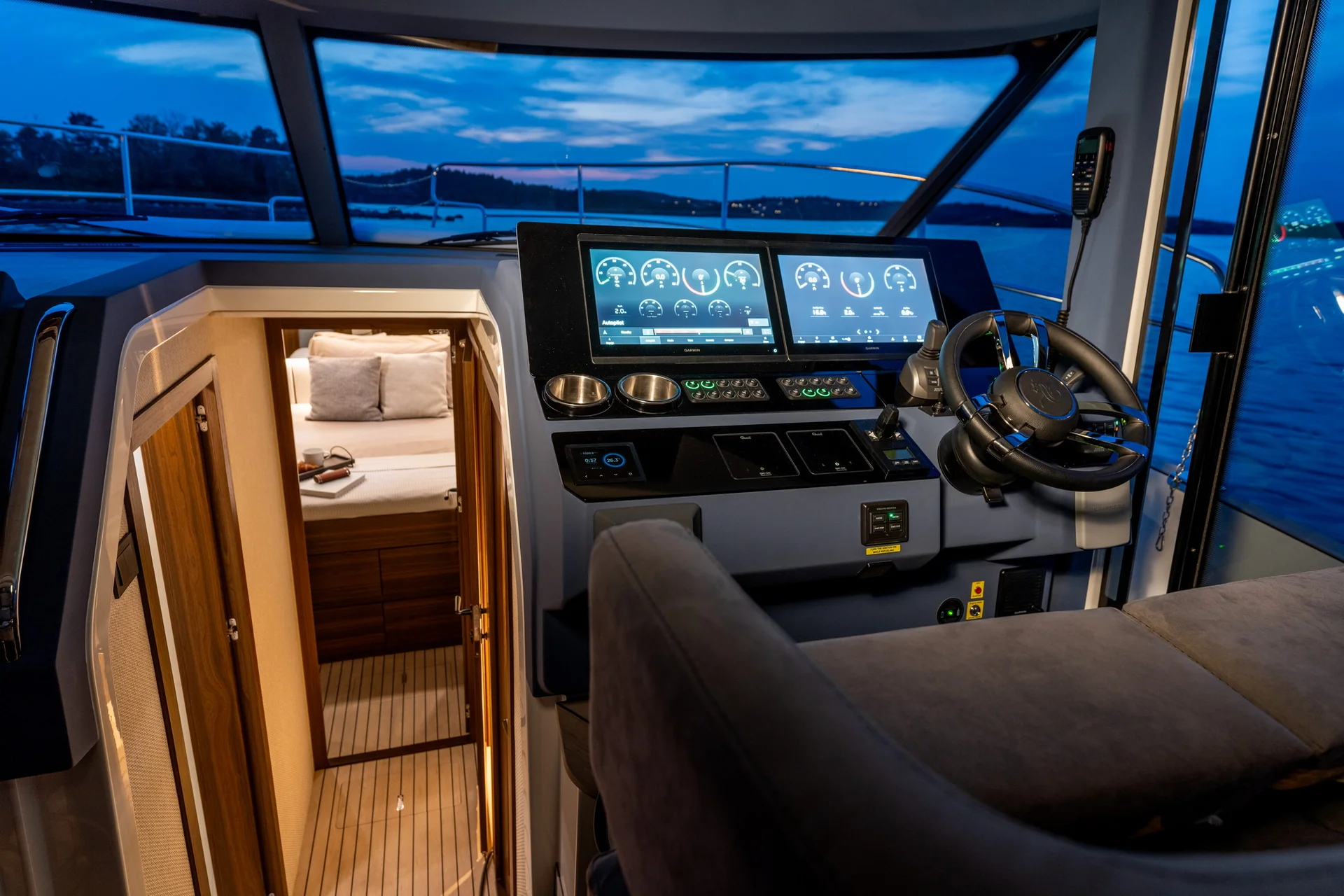 MAREX 440 Scandinavia Dual side doors