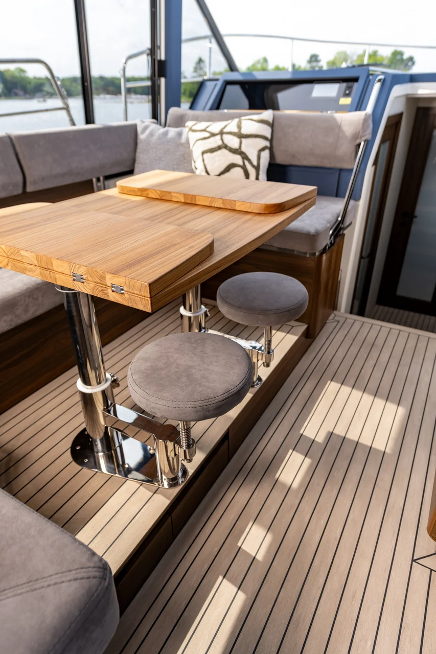 MAREX 440 Scandinavia interior photograph 22