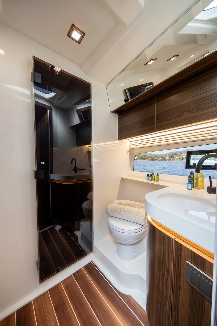 MAREX 440 Scandinavia interior photograph 31