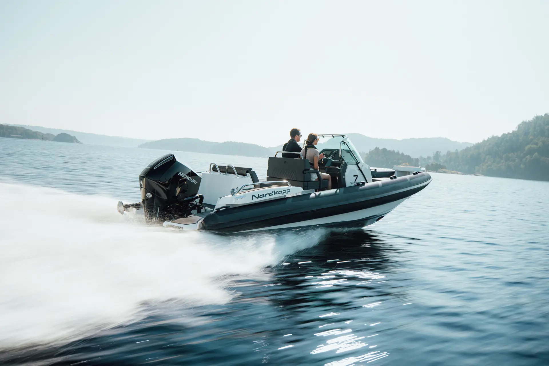Nordkapp Airborne 7 exterior performance and deck image 16