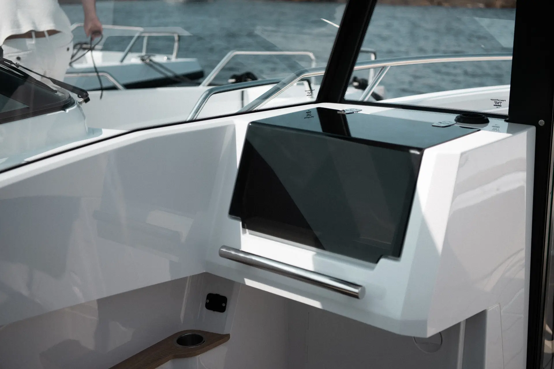 Coupe 780 integrated navigation