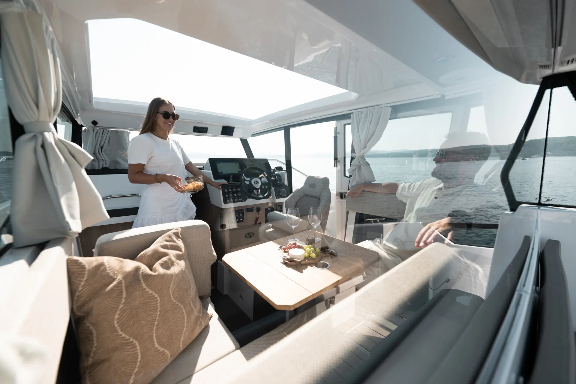 Nordkapp Coupe 830 wheelhouse cabin and interior image 26