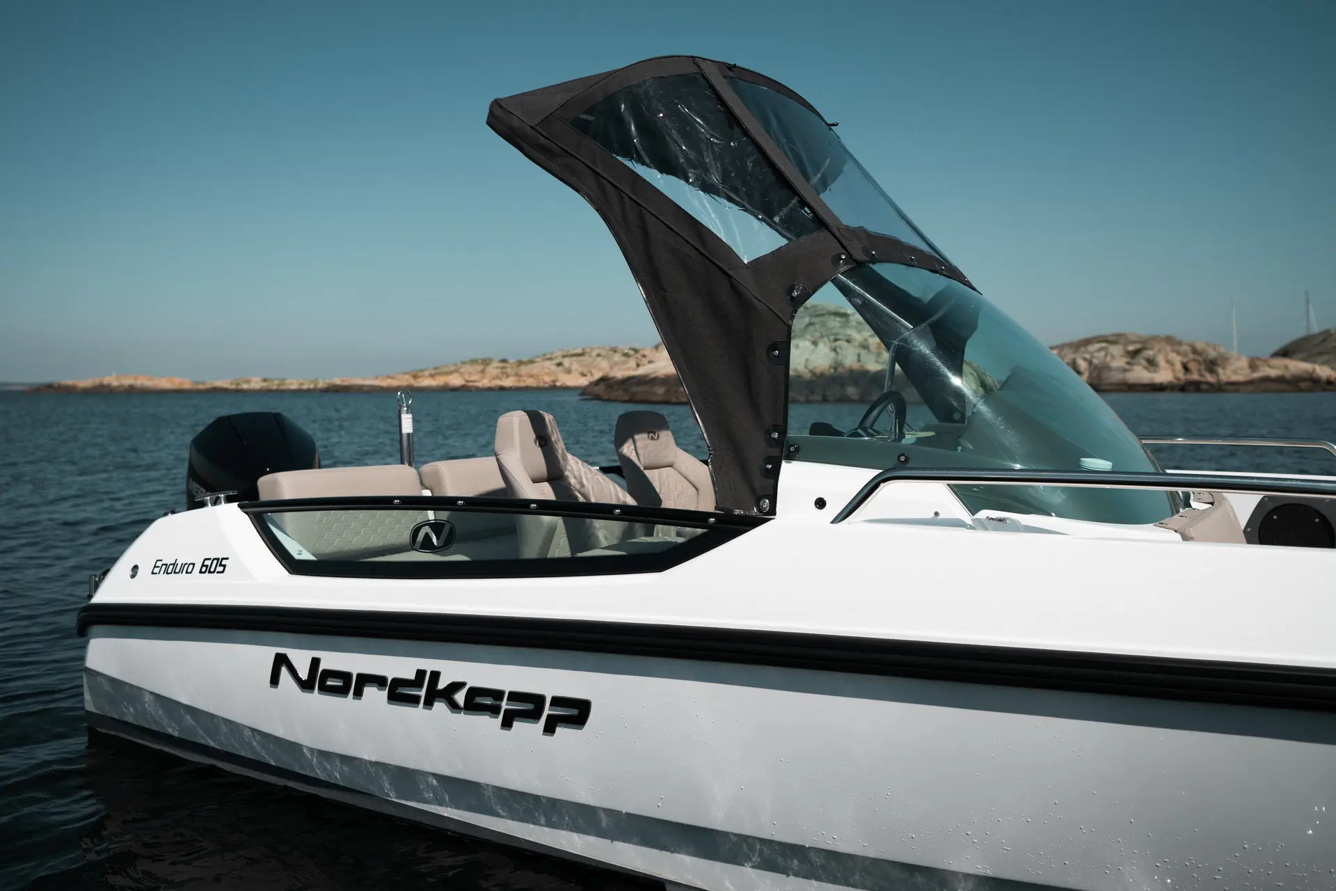 Enduro 605 distinctive construction
