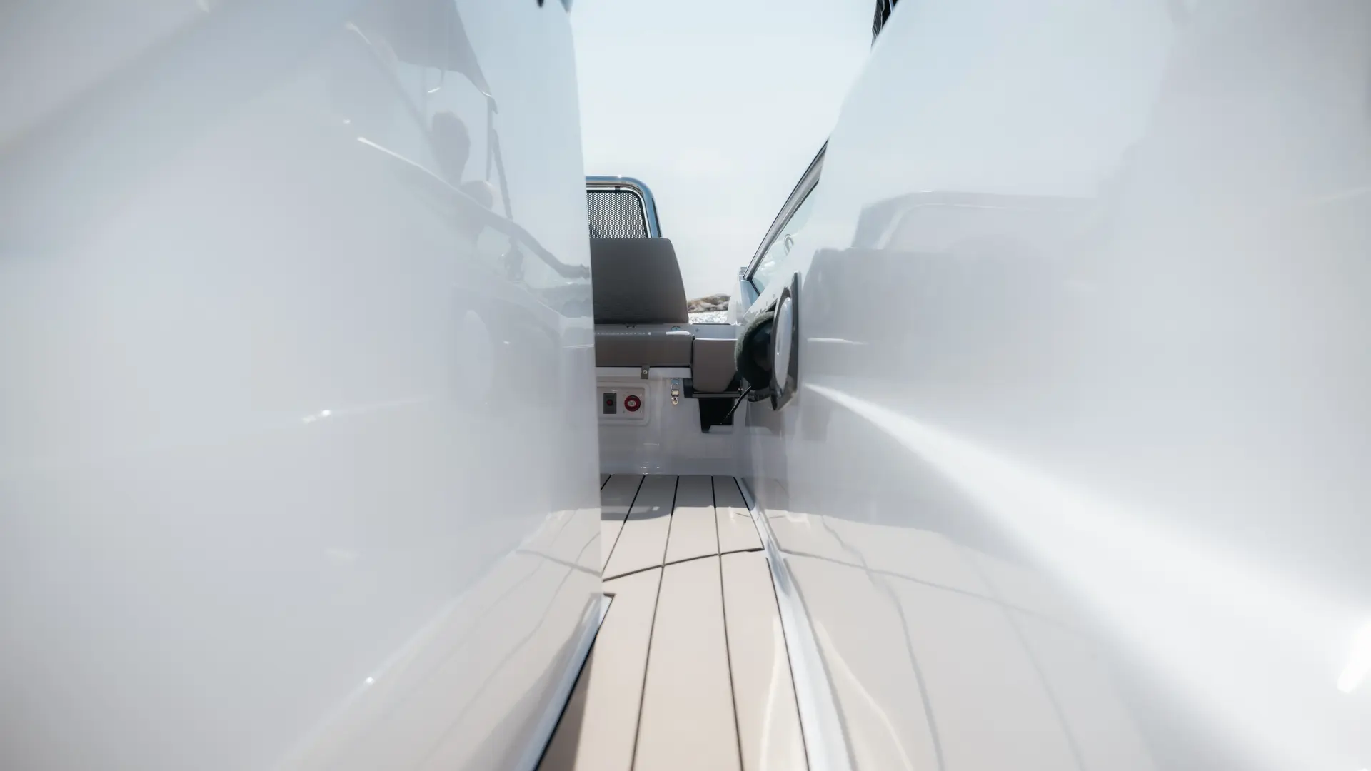 Enduro 705 open deck flow