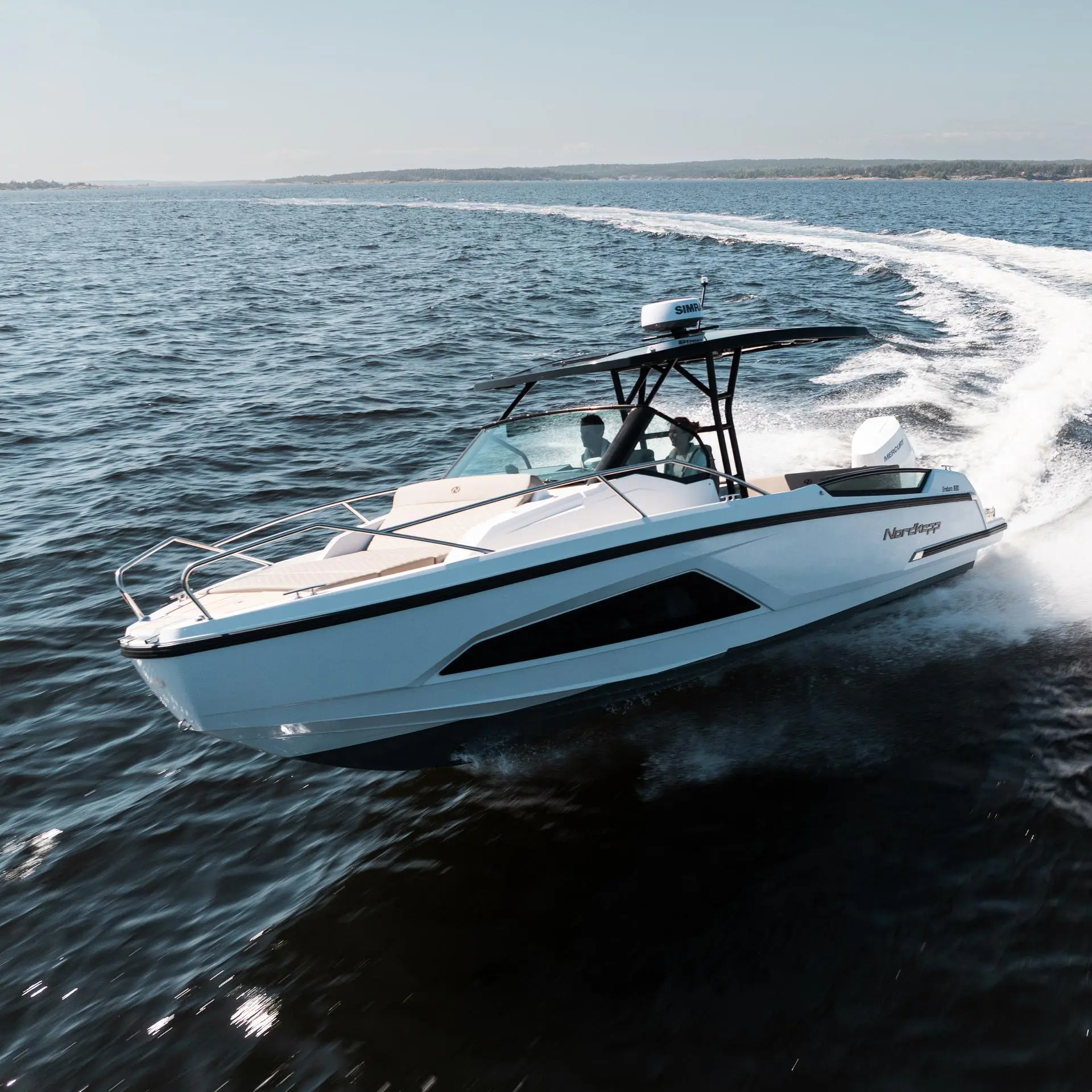 Enduro 830 dynamic performance
