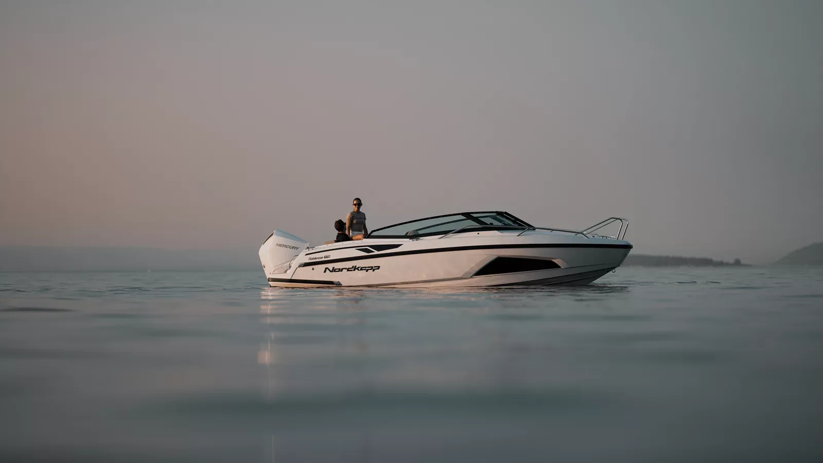 Nordkapp Noblesse 660 exterior performance and deck image 1