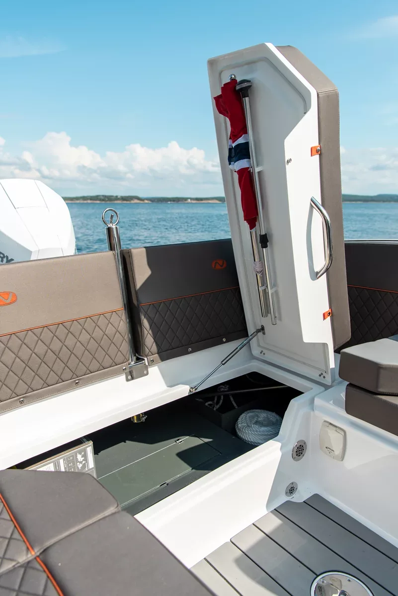 Nordkapp Noblesse 660 exterior performance and deck image 12