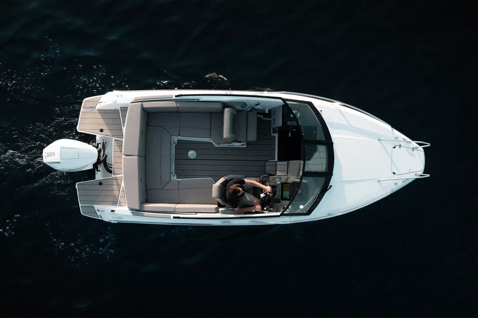 Nordkapp Noblesse 660 exterior performance and deck image 18