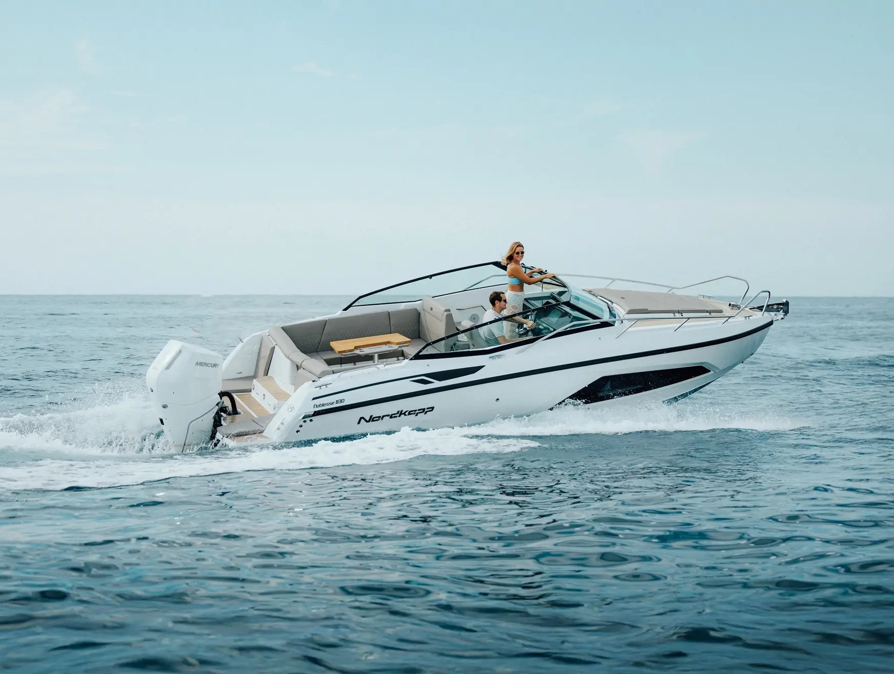 Nordkapp Noblesse 830 exterior performance and deck image 11