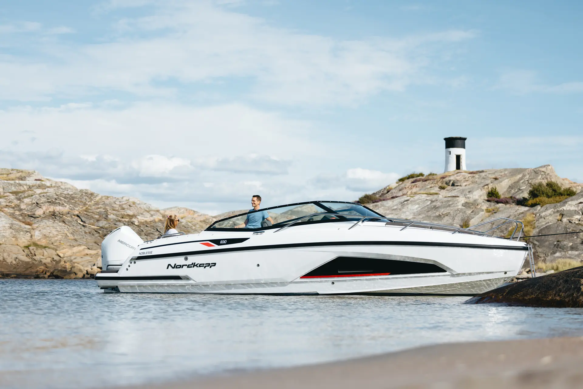 Nordkapp Noblesse 830 exterior performance and deck image 29