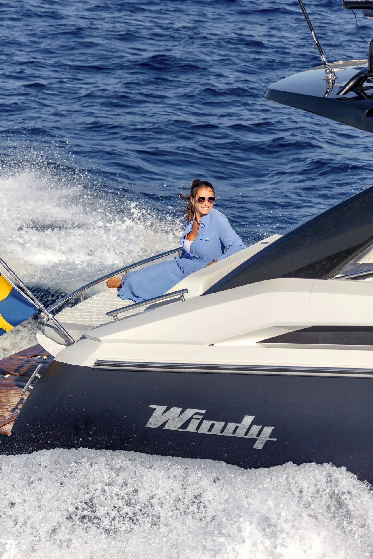 WINDY 40 CAMIRA RS exterior 5