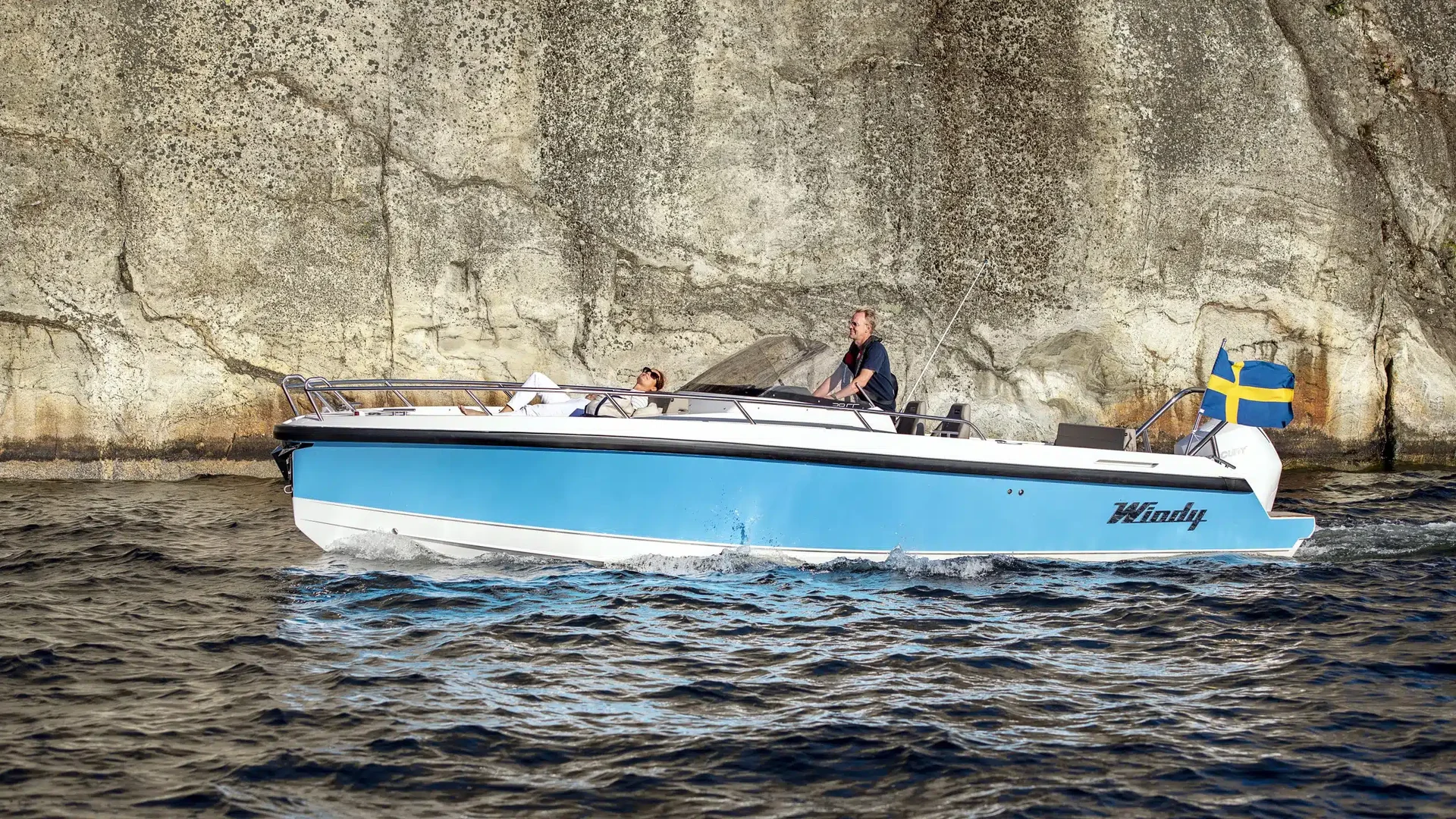 WINDY SR28 exterior 4